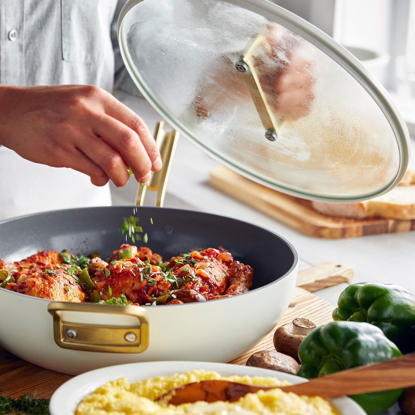 Ceramic Nonstick Essential Pan with Lid