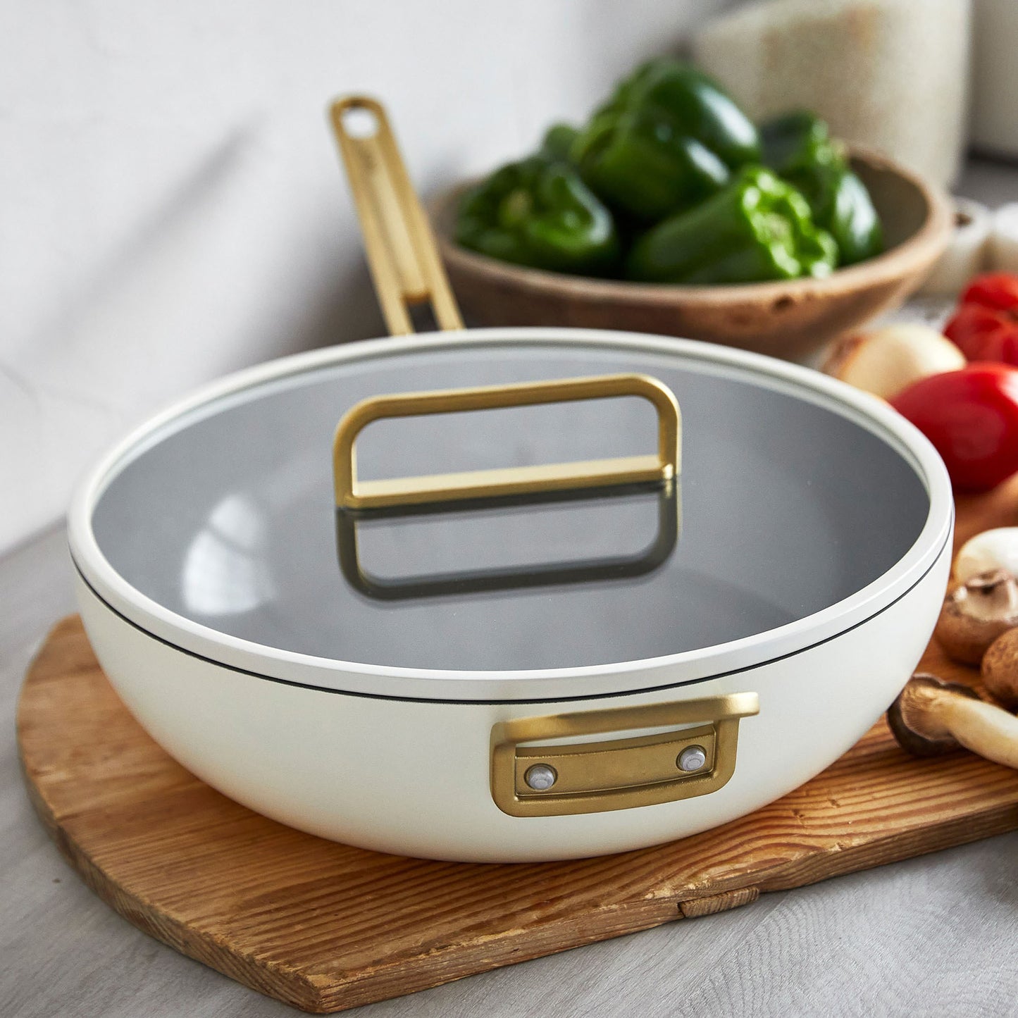 Ceramic Nonstick Essential Pan with Lid